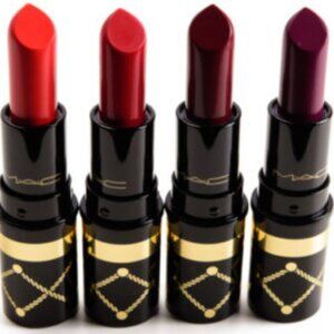 MAC Nutcracker Sweet Red Lipstick Kit